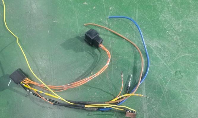 内置喇叭低音炮接线方法是什么？接线时应注意什么？