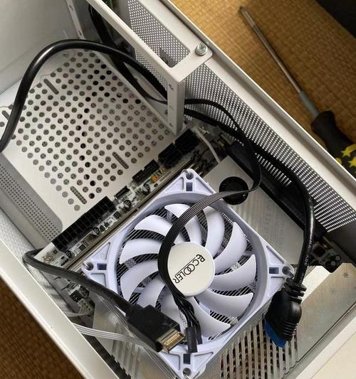 手搓x86主板的具体操作是什么？在没有工具的情况下如何进行？