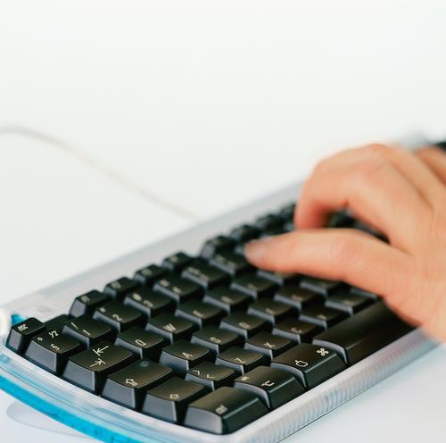 键盘蹲下是什么键？蹲下操作对应的键盘键是什么？
