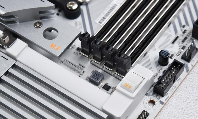 七彩虹ch310mfm.2主板怎么样？性能评价和用户反馈如何？