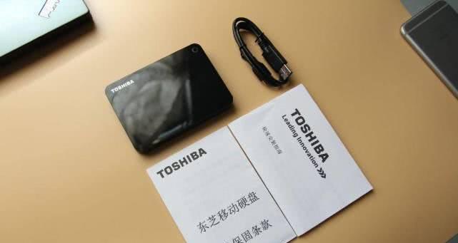 怎么把相片放在移动硬盘中？有哪些步骤？