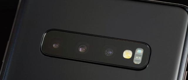 魔镜摄像头数据线连接方法是什么？使用中应注意什么？