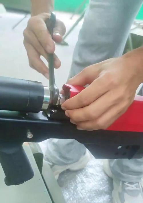 龙转风达散热器的拆卸方法是什么？拆卸过程中需要注意什么？