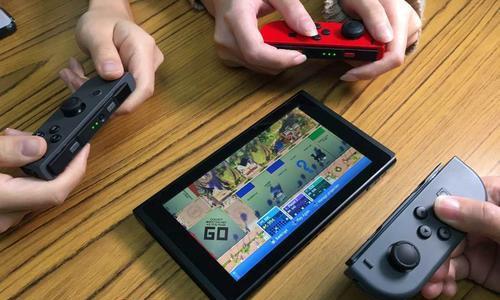如何在台式电脑上玩switch游戏？