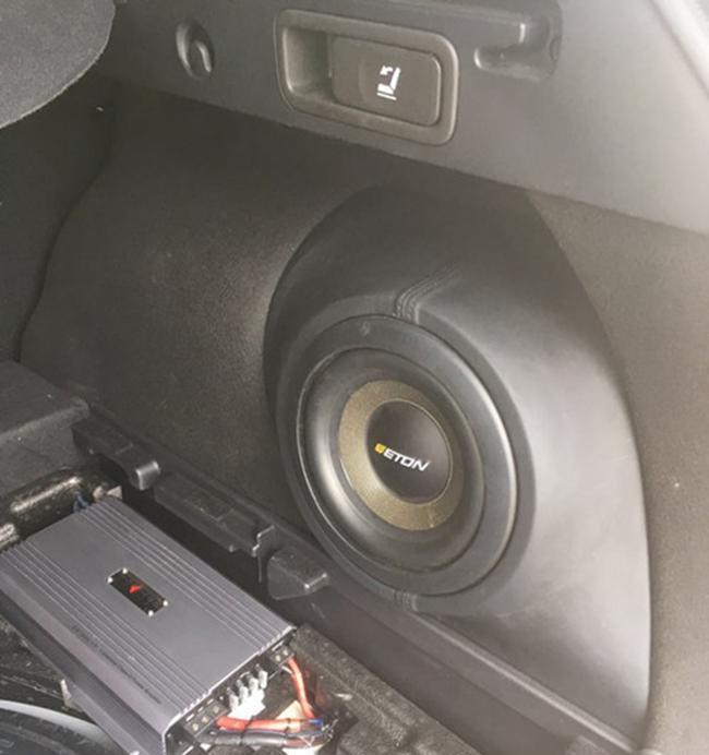 低音炮敲击力度过大？有效解决方法是什么？