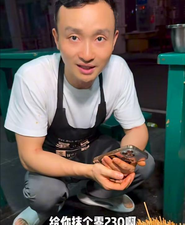 一个鸡爪10根签，美女吃四川串串花了418元，饭店曝光引网友狂喷