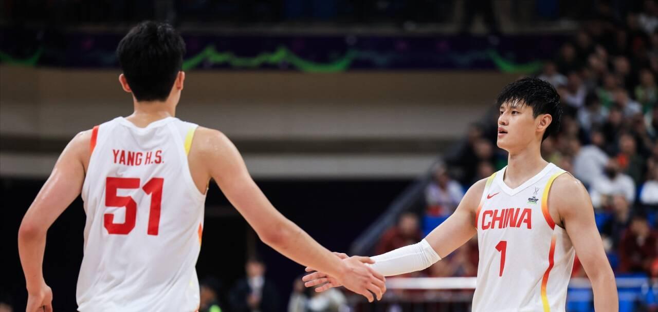 中国篮球再出一名NBA球员！继杨瀚森之后，22岁的他和篮网签约