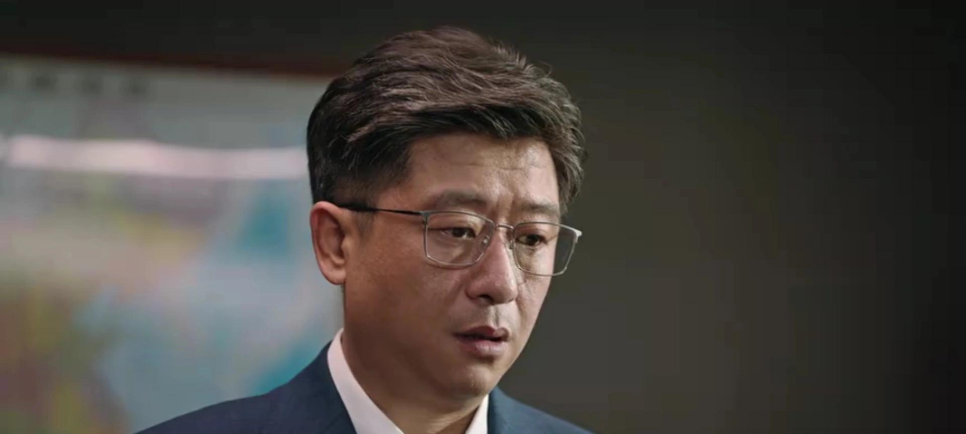 《利剑玫瑰》瘸哥浮出水面！叶修明的21万，是对邓妍最狠的算计