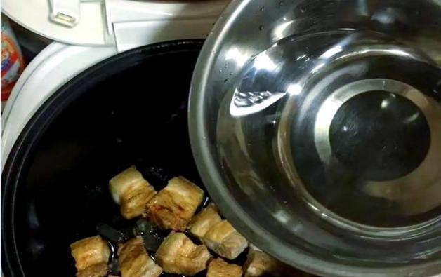 用电饭煲做红烧肉糊咋办？（解决方法、技巧与注意事项）