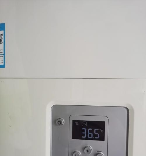 解决世博盖世壁挂炉故障的方法（掌握关键故障分析，轻松应对挂炉问题）