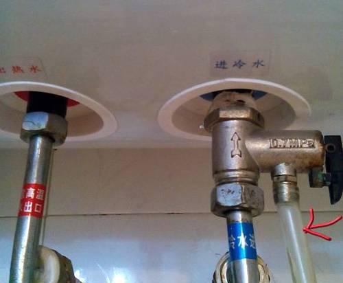 樱雪热水器风压故障修复方法（解决樱雪热水器风压故障的简易步骤）