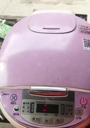 电饭煲温度降不下来的原因及解决方法（探究电饭煲温度无法下降的问题及有效解决方案）