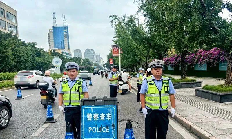 9月1日起，电动车、摩托车、三轮车上路“3禁5放行”，处罚明确了