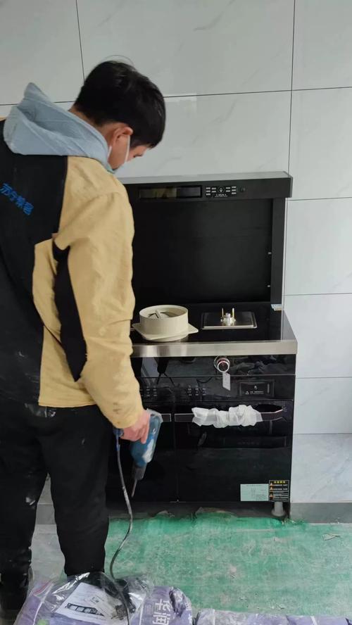 解决集成灶蒸箱缺水问题的有效方法（如何应对集成灶蒸箱缺水情况）