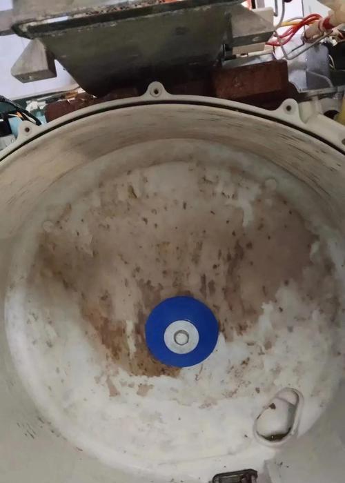 解决西门子洗衣机显示E35故障代码的方法（探究E35故障代码的原因及有效处理方法）