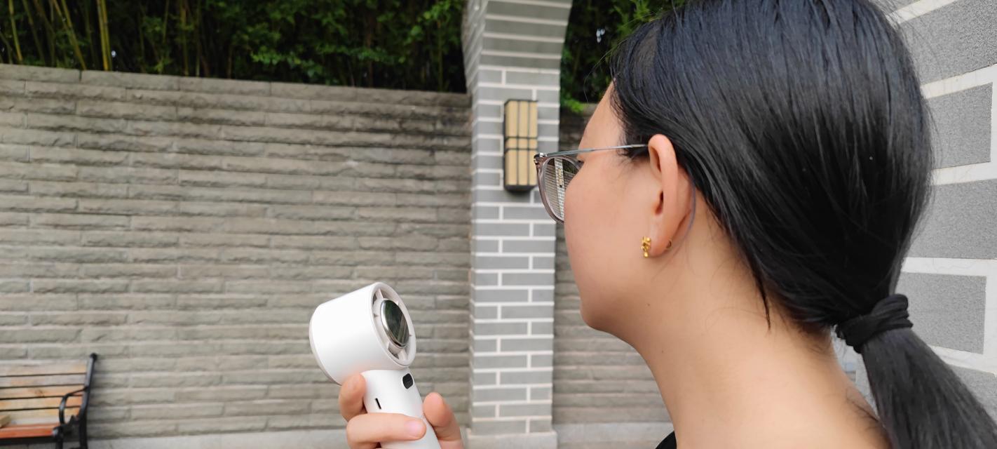 手持拍摄散热器的正确使用方法是什么？使用效果如何？