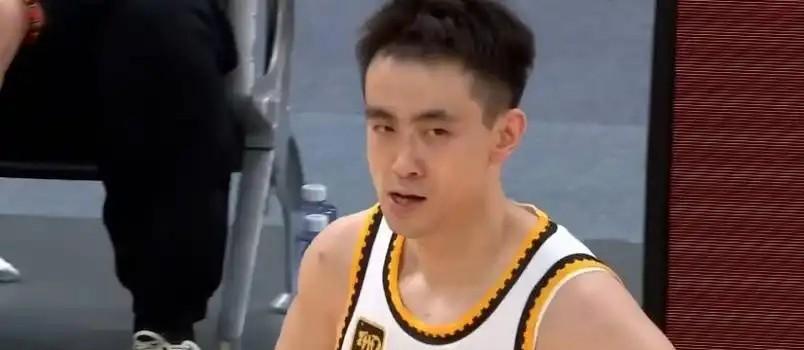 实话实说，中国男篮史上能力差劲的主力球员，莫过于以下这四位