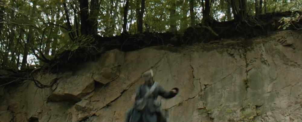 央视《归队》遭痛批？网友：年代剧要接地气，但绝不是“接地府”