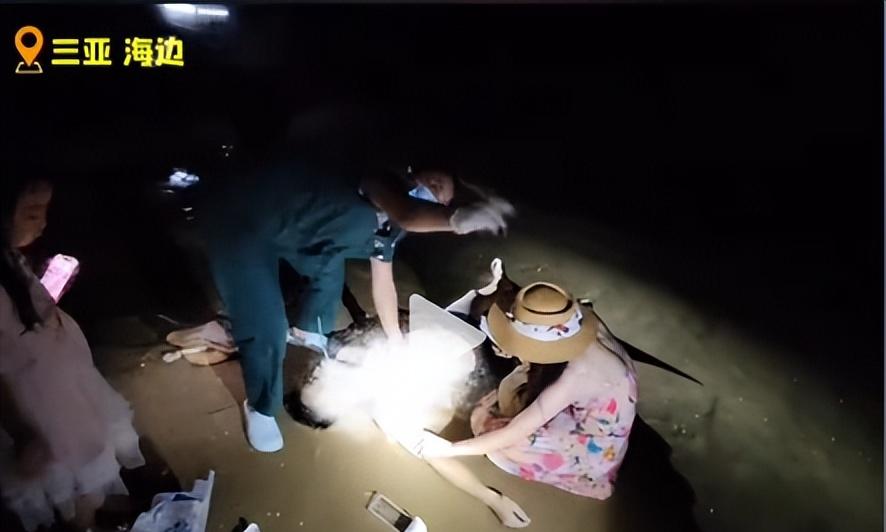 男子三亚溺亡后续，漂亮妻子崩溃大哭，女儿目睹全程，网友不同情