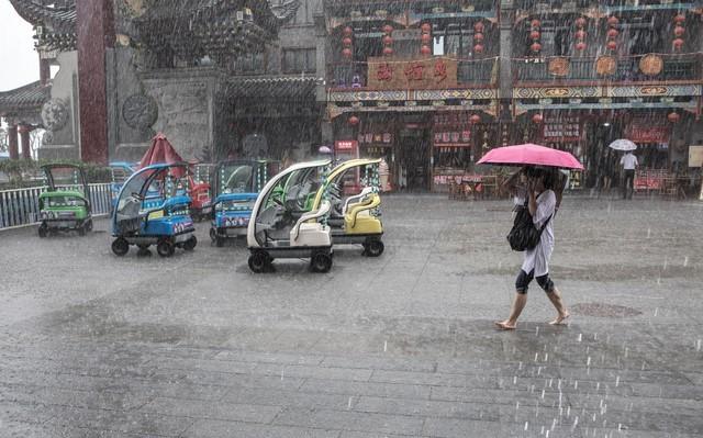新台风已生成，新一轮强降雨凶猛来袭，明天8号大雨暴雨分布如下